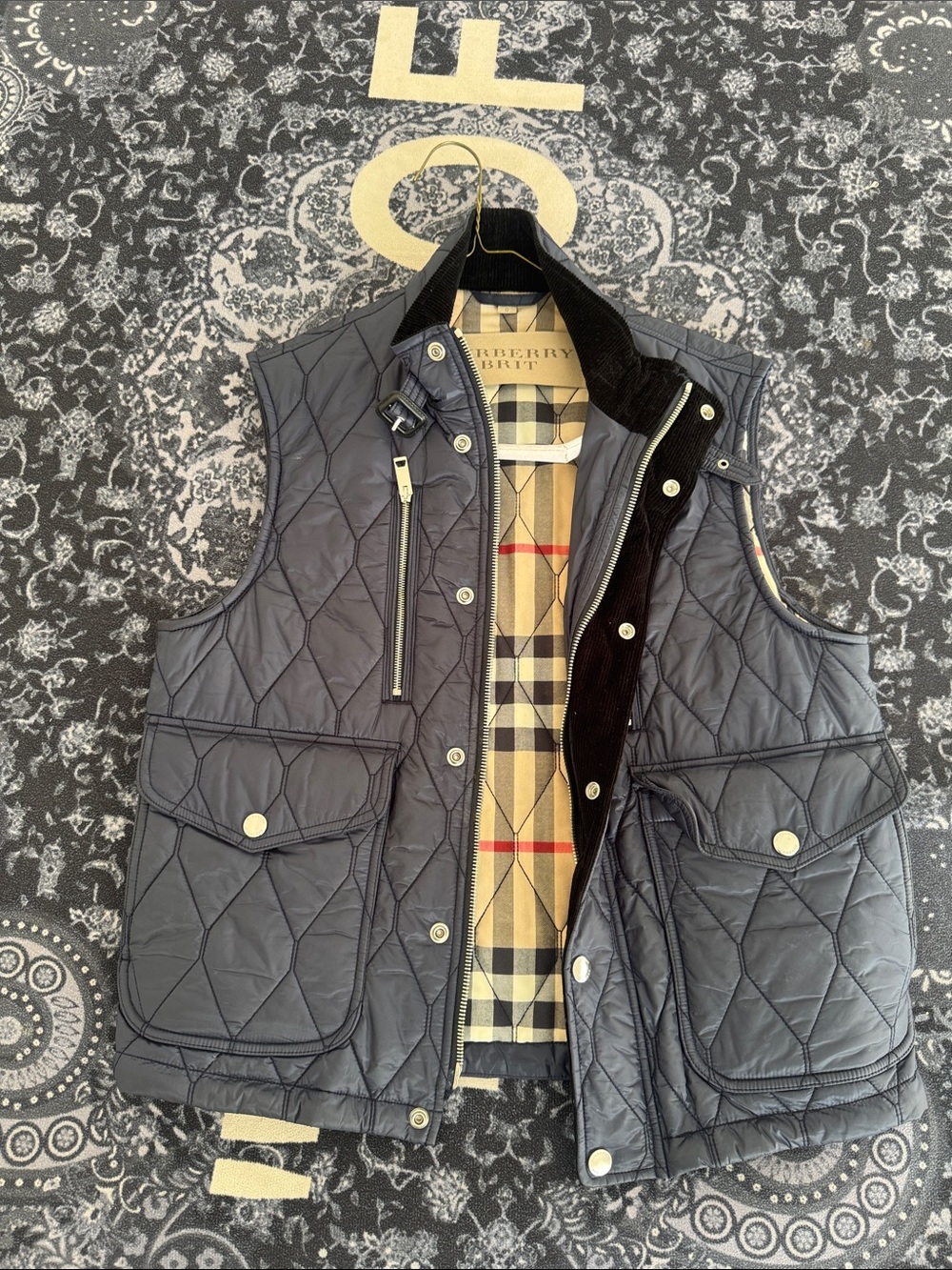 Burberry Black Quilted Men’s Vest with Signature Check Lining